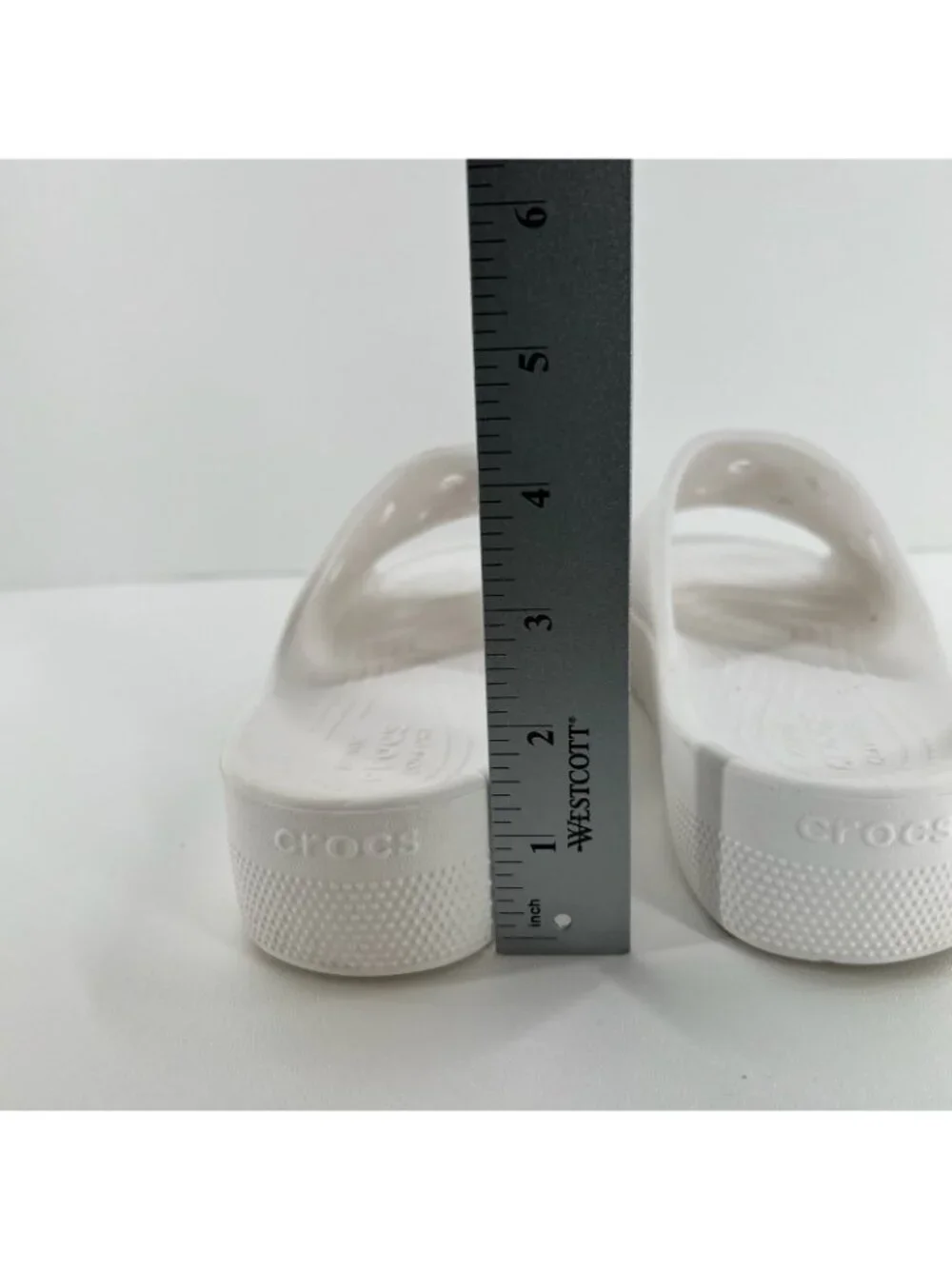 Crocs Classic Platform Slide Sandals Women US 9 Lightweight Chunky Slip On White